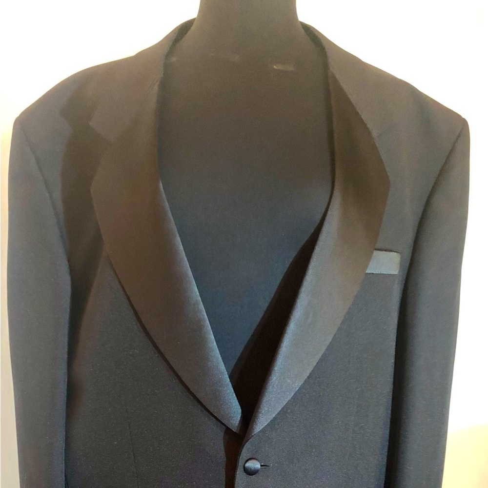 Stanley Blacker Tuxedo size 40L